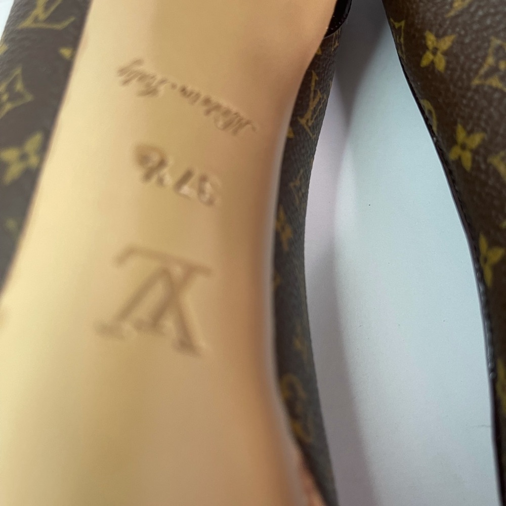 Louis Vuitton Rivoli open toe monogram - Picture 12 of 12
